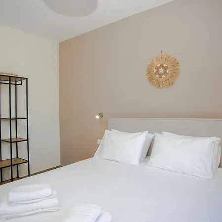 Aella Apartament