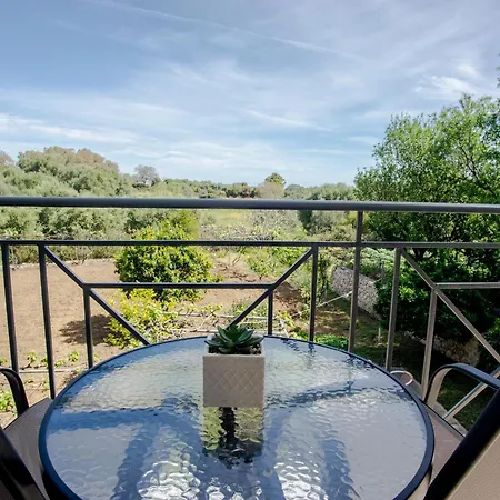 Apartament Aella *