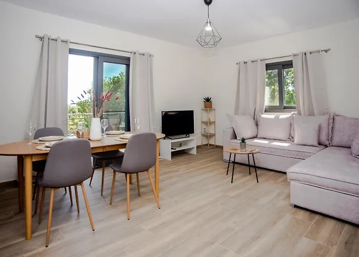 Aella * Skala (Kefalonia)